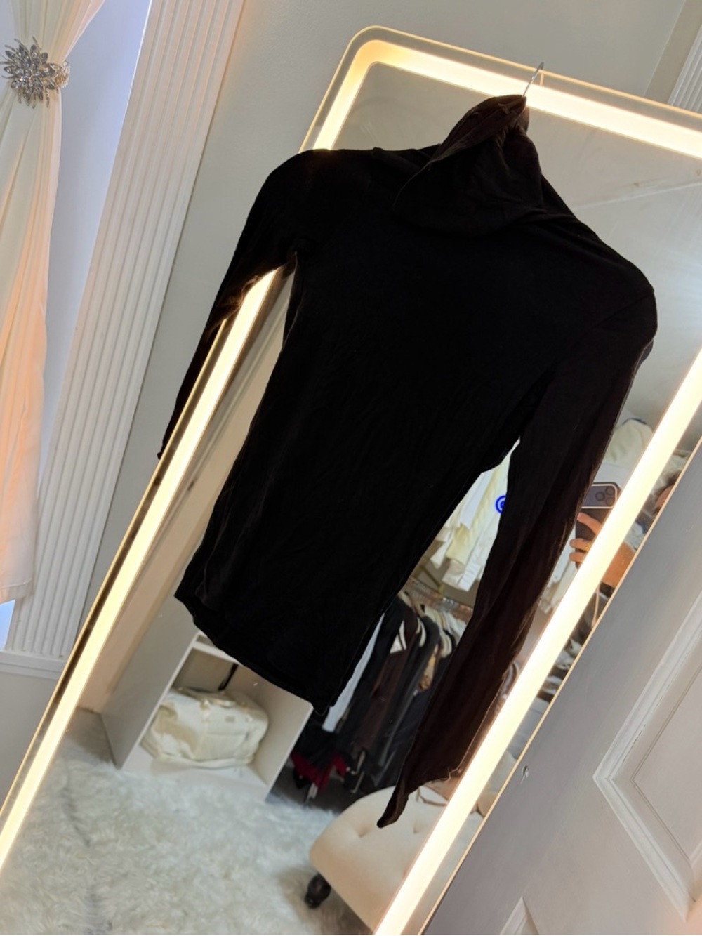 Joah Brown Black Long Sleeve Turtleneck Top
